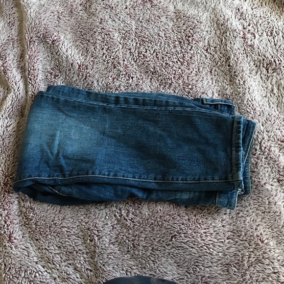 Universal thread mom jeans - Picture 3 of 3